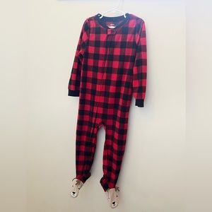 Christmas pajamas with plaid, size 5/5A CARTERS!
